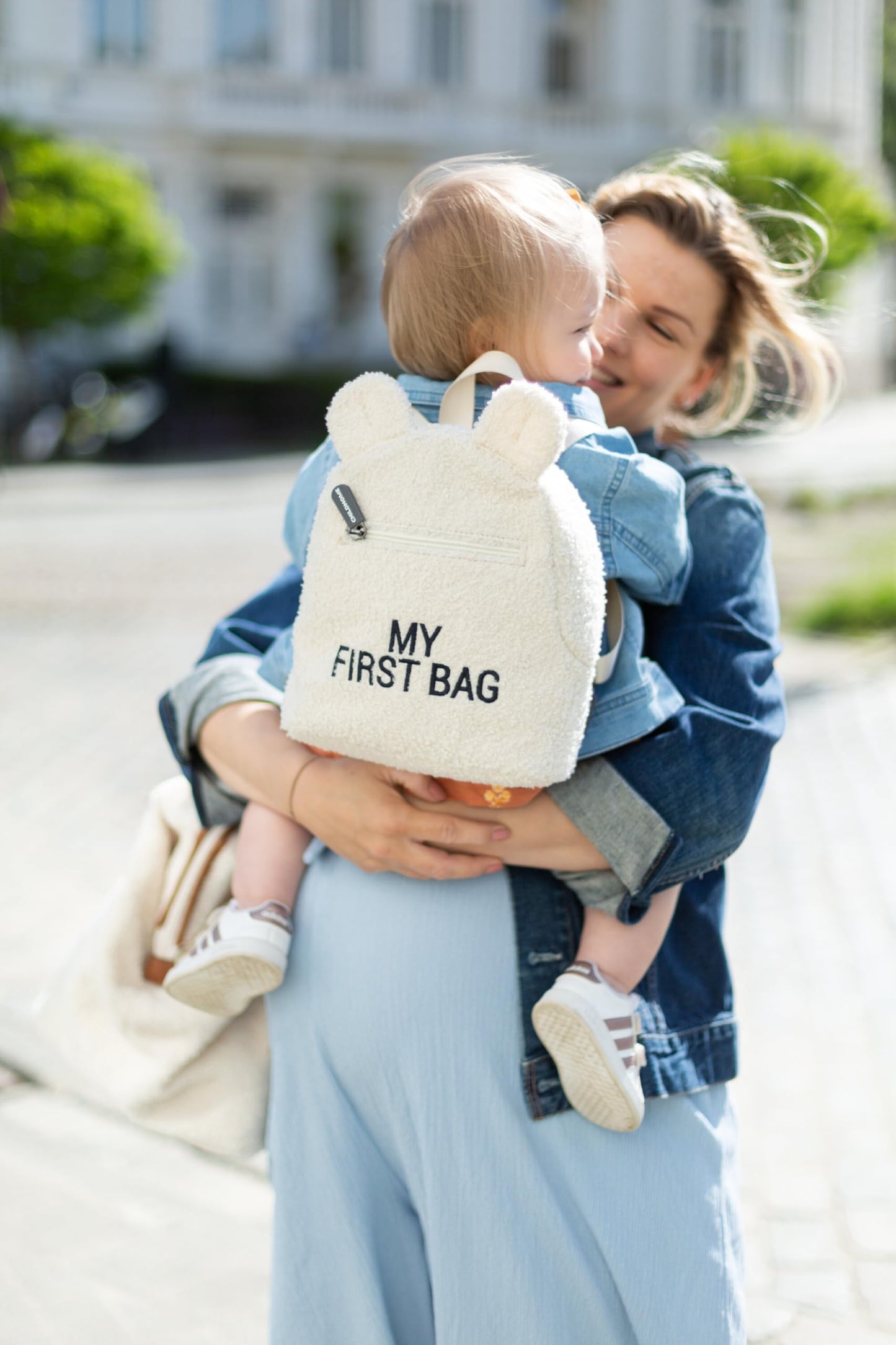 Childhome Mi Primera Bolsa Mochila de Bebé, Escuela, Jardín de Infancia, Guardería, Dos Compartimentos, Bolsa de Almuerzo, Hebilla de Seguridad Extraíble, Resistente al Agua, Teddy Ecru