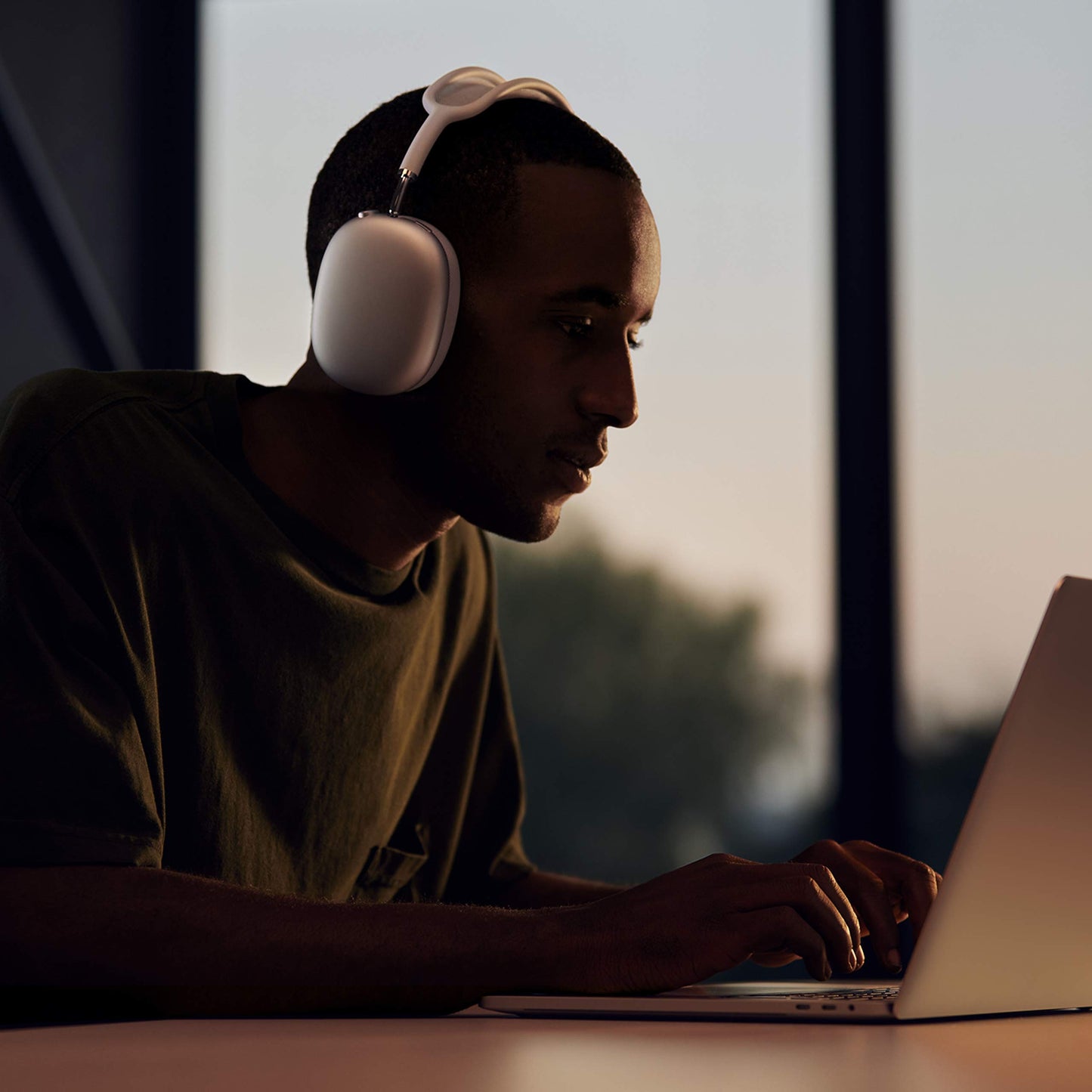 Apple Nuevo AirPods MAX - Plata