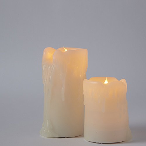 Juego de 2 velas pilar LED en cera a pilas de Lights4fun